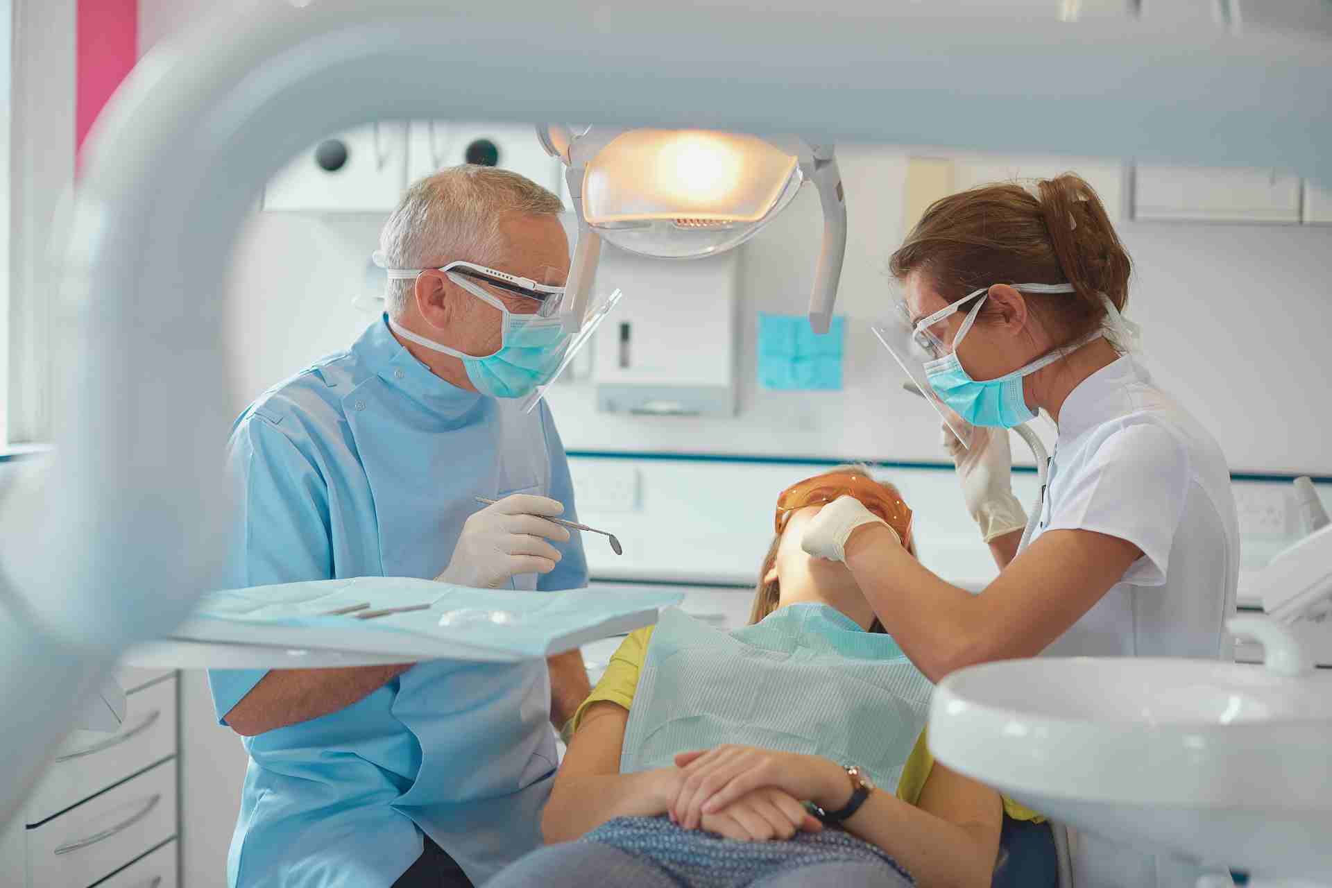 Dentist in Leoma, TN